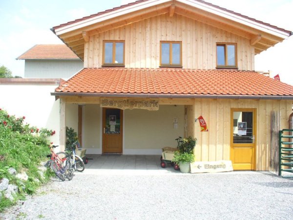 BERGTIERPARK Eingang